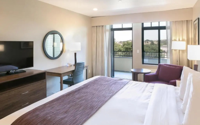 Hotel Siri Downtown - Paso Robles