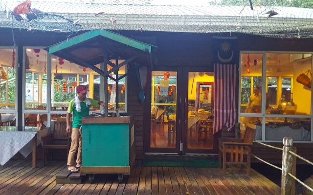 Borneo Nature Lodge