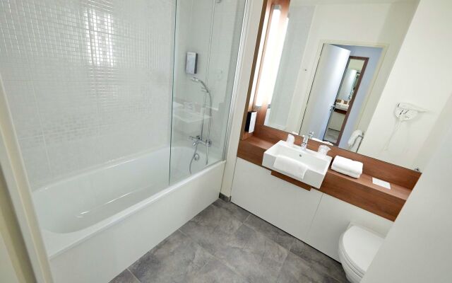 Hotel Campanile Montargis - Amilly