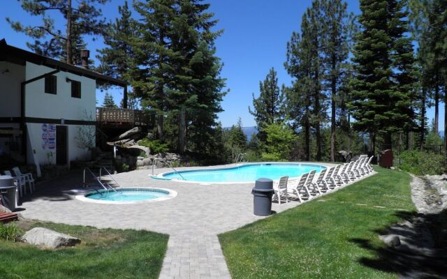 Resort Pool & Hot Tub,within 1 Mile of Everything!