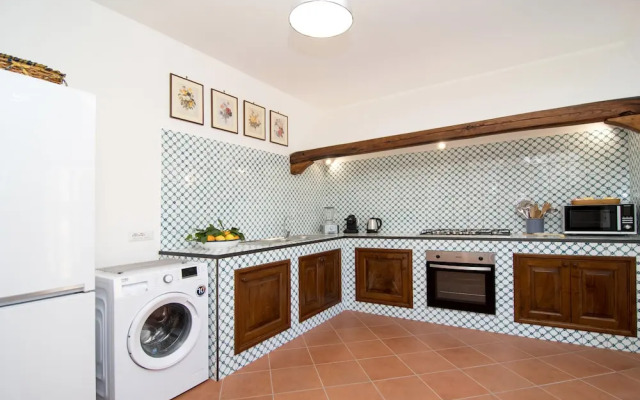 Family Villa in Sorrento Coast Pool & View