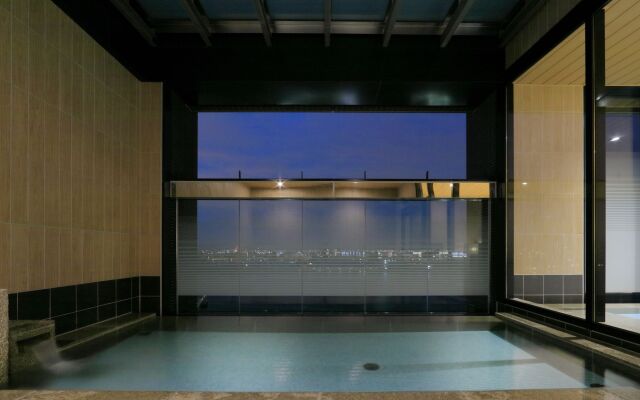 The Singulari Hotel & Skyspa at Universal Studios Japan