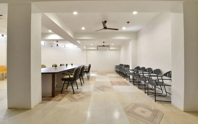 Fabhotel Siddharth Corporate