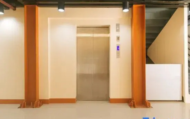 RedDoorz @ Coral Tree Residences