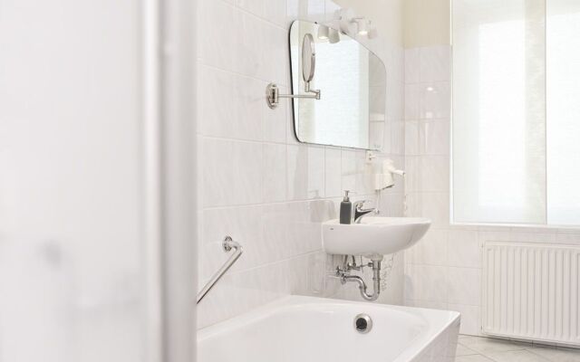 Essentis Biohotel
