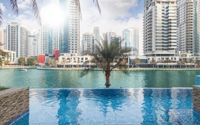 LUX The Park Island Suite View 2