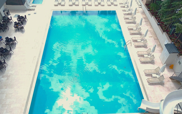 Sun Beach Hill