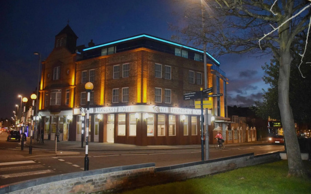 The Lion & Key Hotel