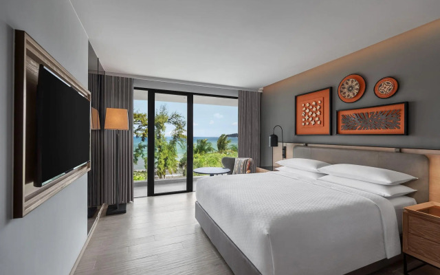 Four Points by Sheraton Phuket Patong Beach Resort