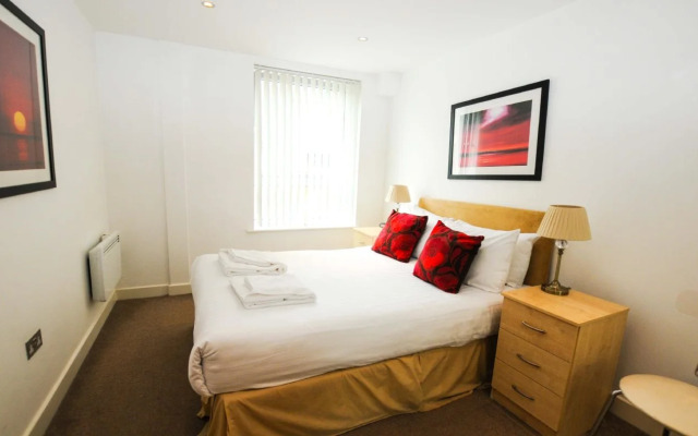 Your Stay Bristol Marsh House