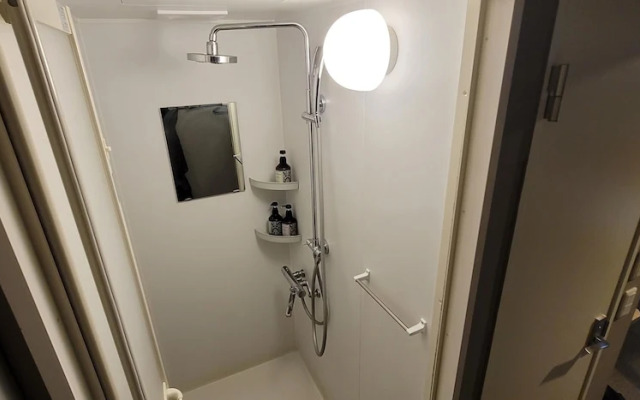 Rhodes Otsuka Hotel - Hostel