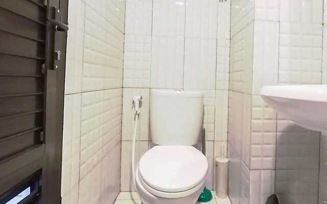 Comfort Studio At De Prima Apartment