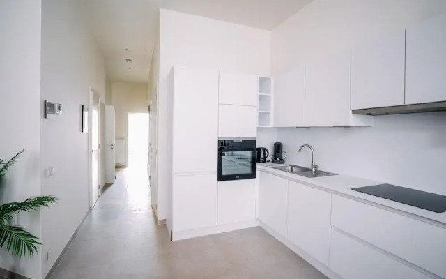 River View Residence - City Center