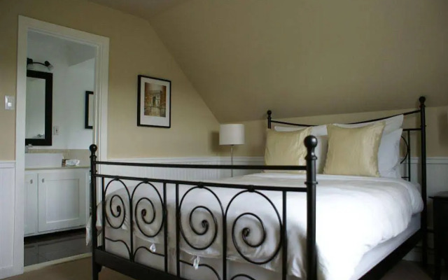 Auberge Sous L'Edredon B&B