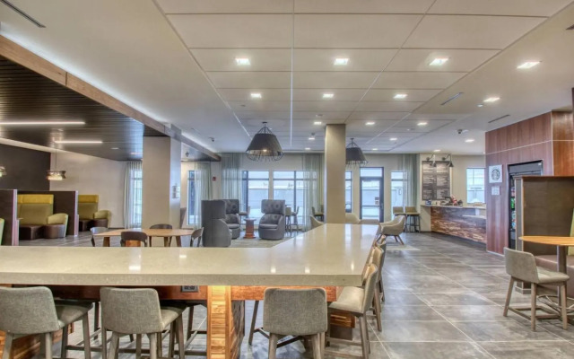 Courtyard by Marriott Fargo