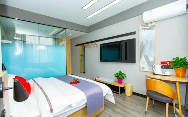 Thank Inn Xinjiang Changji Fukang City Youseyuan