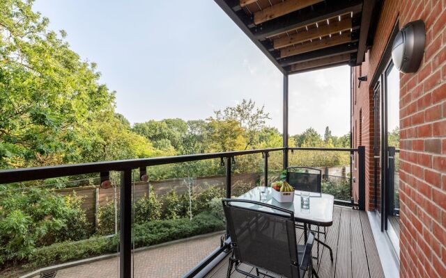 Stunning Ensuite 2 bedroom apartment