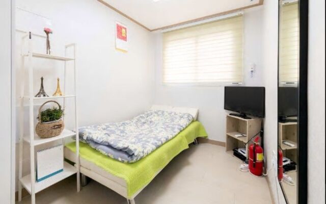 Seoul Corner Guesthouse 2