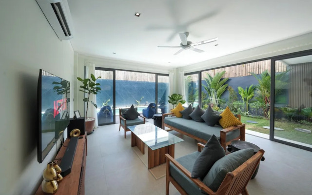 Twin Villas Drupadi 8Br Seminyak