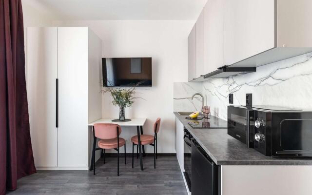 RentalSPb on 97 Planernaya Street building 1