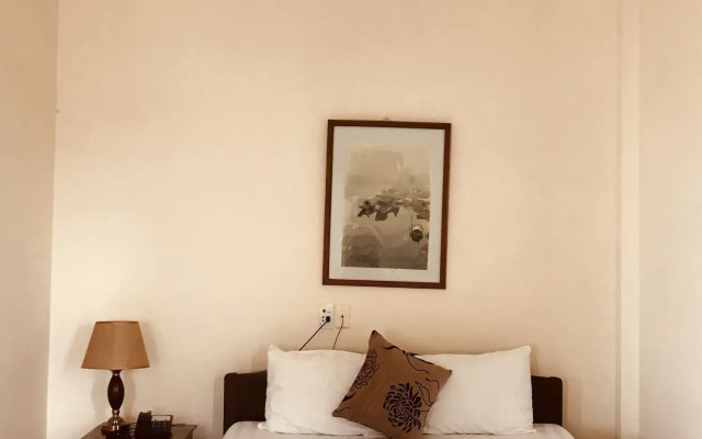 Nam Long Hotel