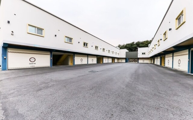 Yeonsan Golden Time Motel