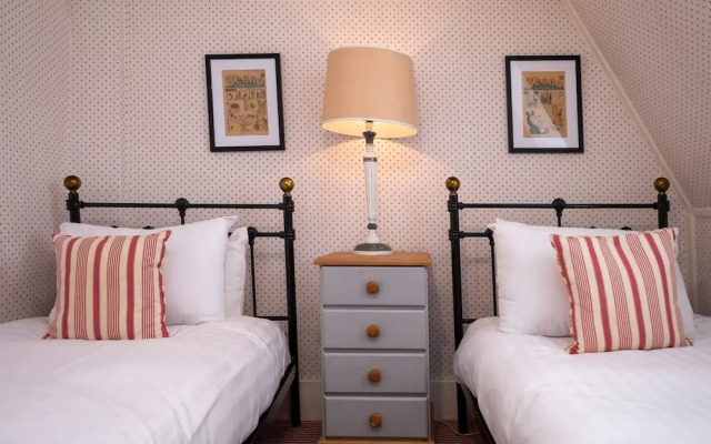 Host Stay George Street Townhouse