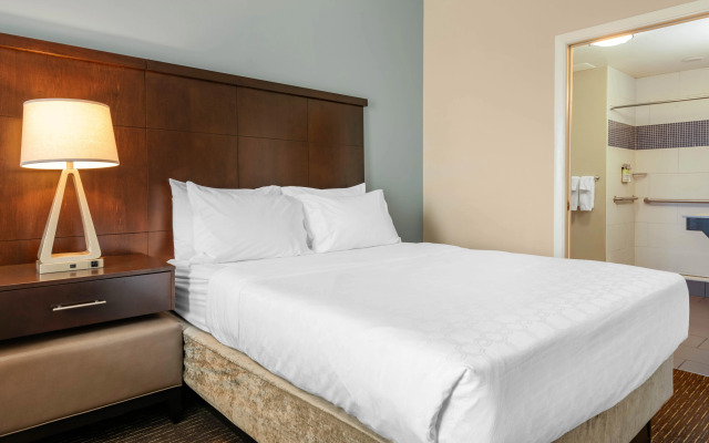 Staybridge Suites St. Petersburg Downtown by IHG
