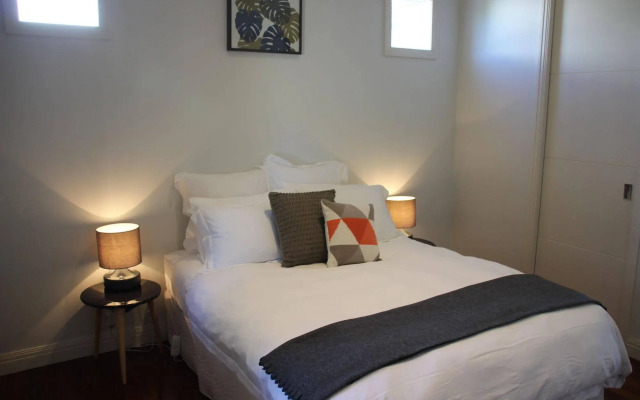 Healesville House - Magnolia House