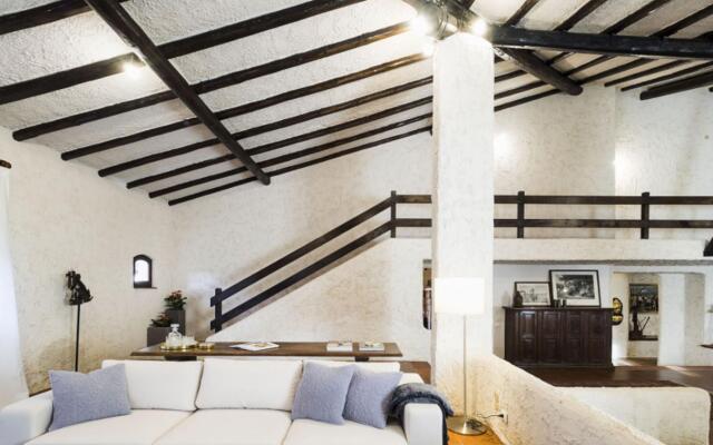 Exclusive seafront villa with private pool-VILLA LUNA BLU