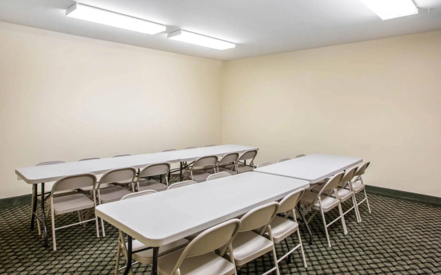 Econo Lodge Harrisburg - Hershey