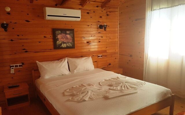 Ada Boutique Hotel