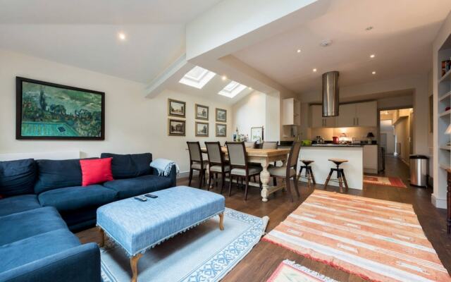 Garden Flat in Fulham Earls Court