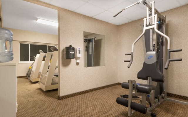 Ramada Paintsville Hotel & Conference Center