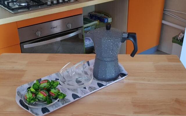 2 BEDROOMED APARTMENT - sleeps 5