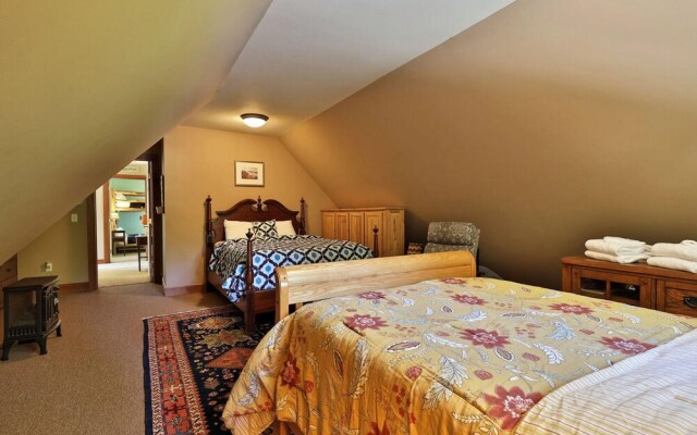 Cortina Mountain Chalet by Killington Vacation Rentals