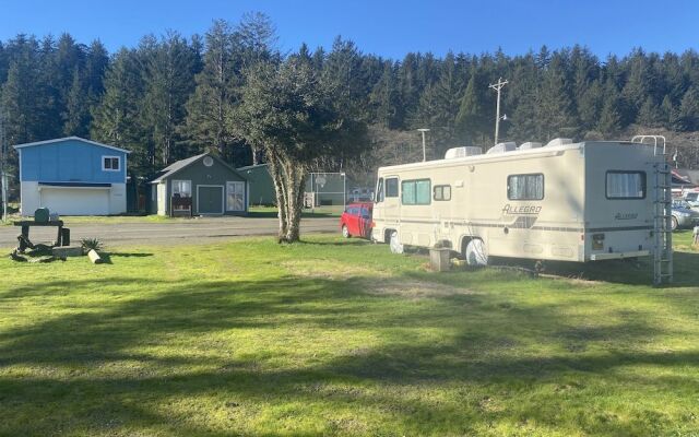 Raines Resort Cabins & RV