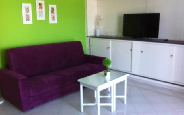 Funny House Apartment