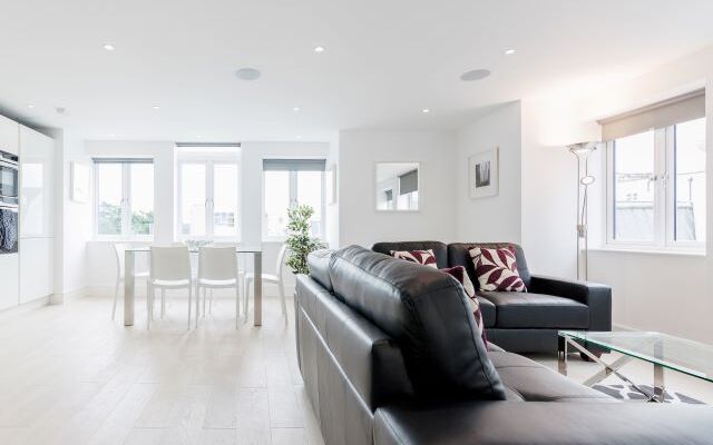 Roomspace Walpole Court