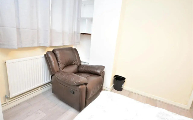 London Zone 1, 3bedroom Maisonette with a view