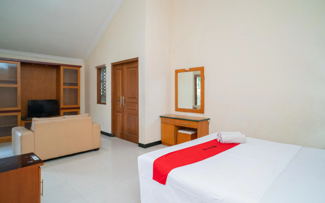 RedDoorz near Rumah Sakit Baptis Kediri