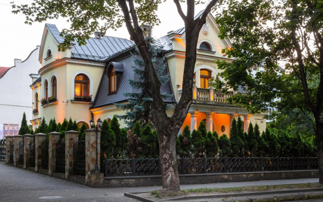 Luxury Boutique Andreevskiy