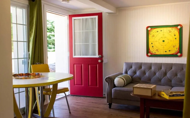 Lone Pine Inn