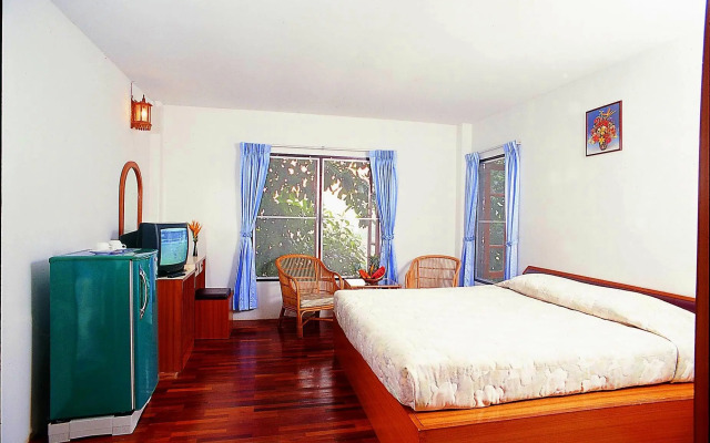 Royal Crown Hotel & Palm Spa Resort