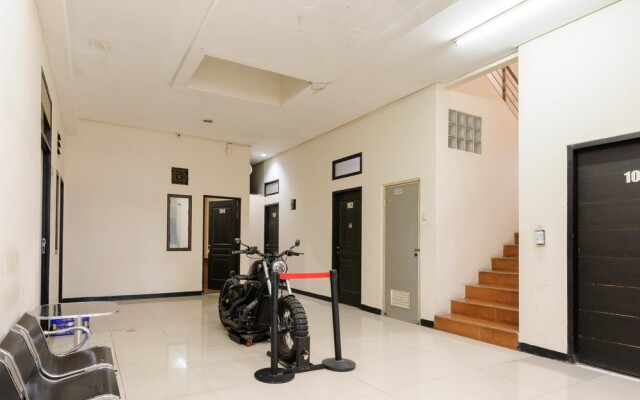 Urbanview Hotel Residence 446 Tanjung Duren