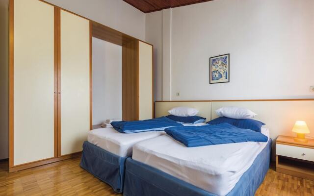 Stunning Home in Porec With Wifi and 2 Bedrooms - Hotel in Porec - Photo 2