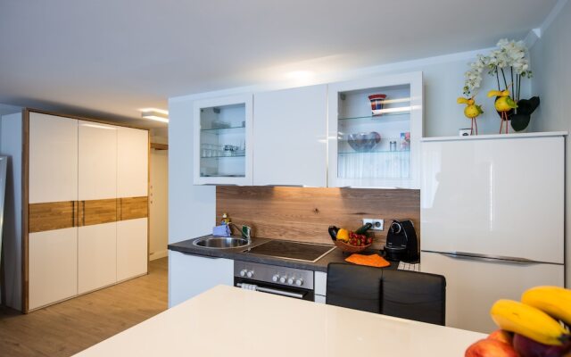 PREMIUM APARTMENTS at Monte Rosa