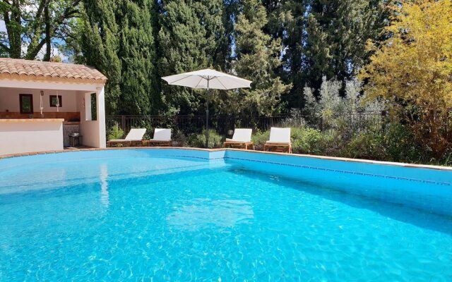 Quiet Farmhouse In Draguignan With Private Swimming Pool