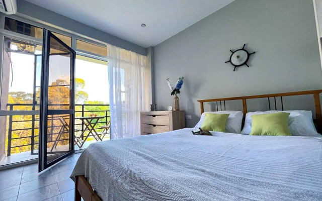 Apartments on the Nagorny 13B cul-de-sac