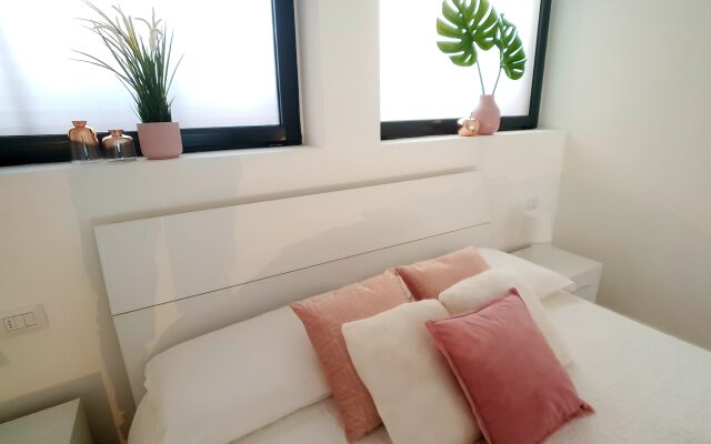 Design Central Apartment